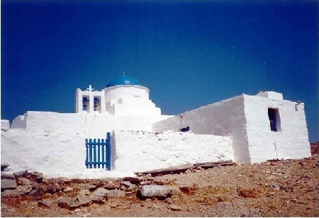 I już północ wyspy. To jest kościół Agios Georgios na samym krańcu wyspy, który bardzo chciałam obejrzeć.