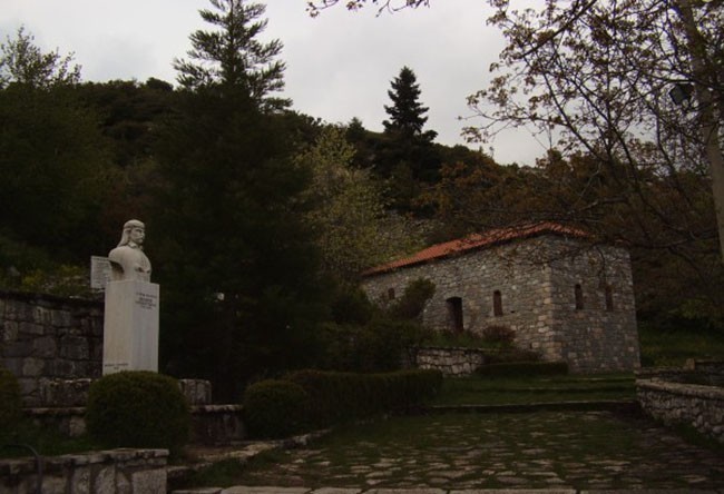 Znalazłam tu, w wiosce Limbovisi, dom Kolokotronisa - jednego z greckich bohaterów narodowych