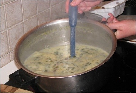 Ugotowana przez Katerinę specjalnie na Paschę  tradycyjna zupa:  to magierica