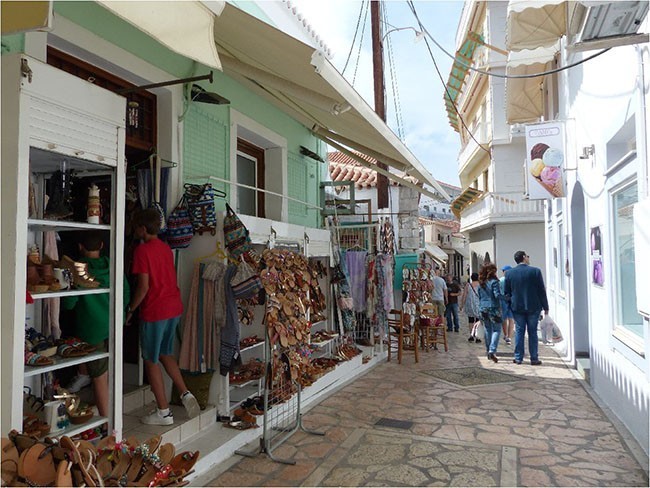 Spetses: spacer wąskimi uliczkami miasta
