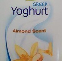 Żel pod prysznic: jogurt grecki