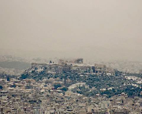  Śnieżnie w Atenach