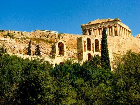 Spacerując Aleją Areopagitou : Akropol
