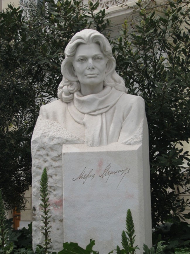 Pomnik Meliny Merkouri na Zappieo