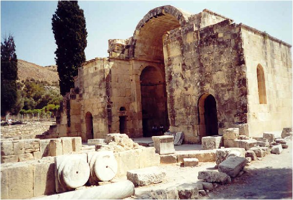 Bazylika św. Tytusa w starożytnej stolicy wyspy - Gortynie.