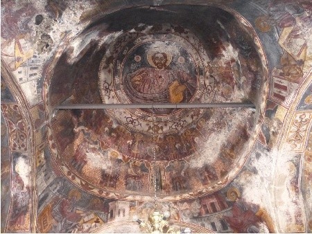 W środku kościółka pokazanego na poprzednim zdjęciu