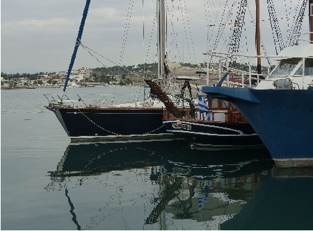 Salamina: w porcie rybackim niedaleko Agios Nikolaos
