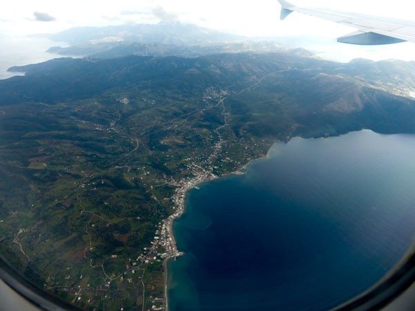 Grecja widziana z okien samolotu
